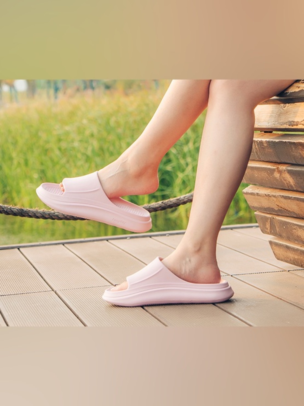 Hunter Blush Pink Platform Slide Clog - Picture 7 of 12
